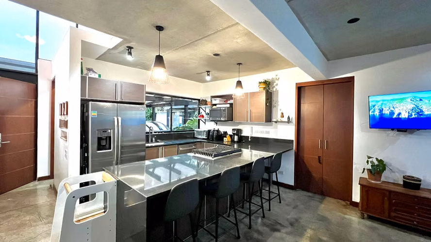 Venta de hermosa casa en condominio 5Loft- Urbanización La Caraña Piedades, Santa Ana - Imagen 13
