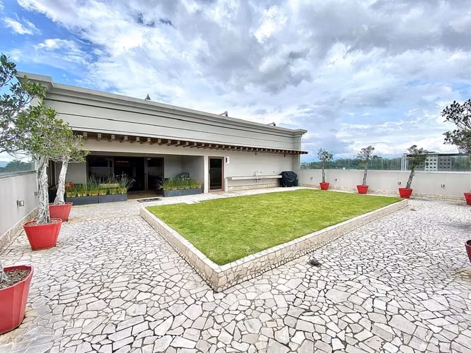 Apartamento  en venta Lomas de Ayarco-Inquilino Incluido