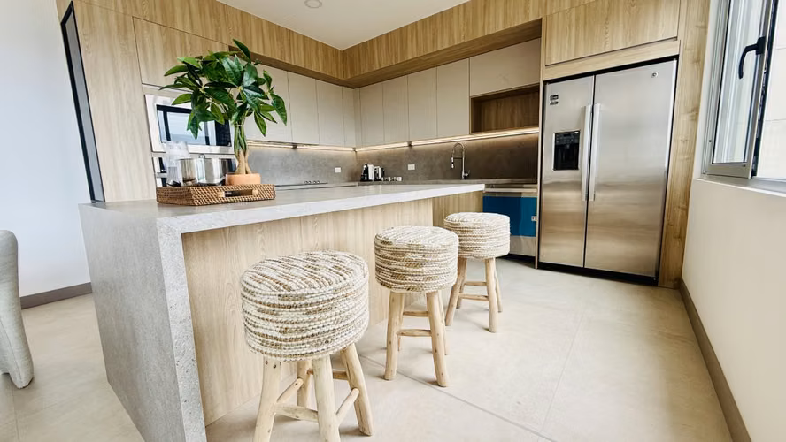 Venta de Apartamento NUEVO en Guachipelín, Escazú