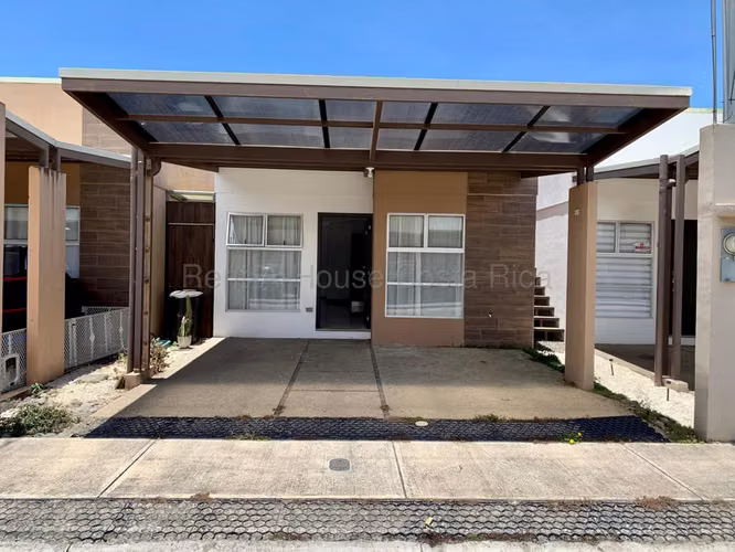 House for sale in El Tejar-El Guarco, Cartago. 26-1848 LCV