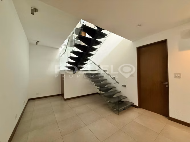 Vendo casa moderna en San Rafael de Escazú