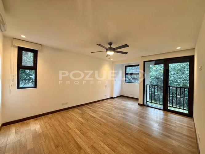 Vendo casa moderna en San Rafael de Escazú