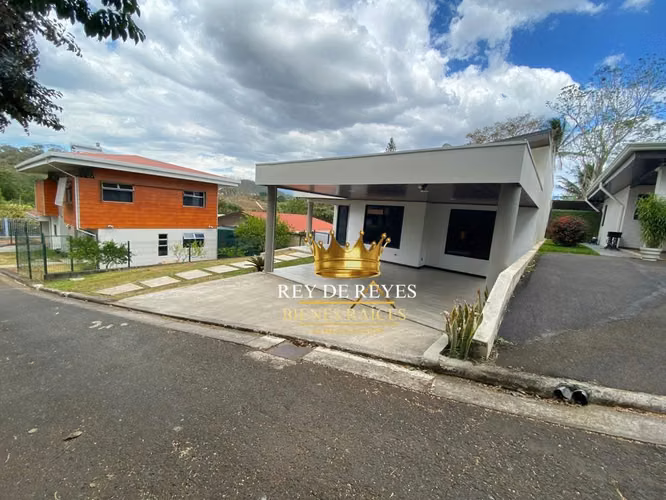 VENTA DE HERMOSA CASA EN GRECIA-ALAJUELA COSTA RICA - Imagen 11