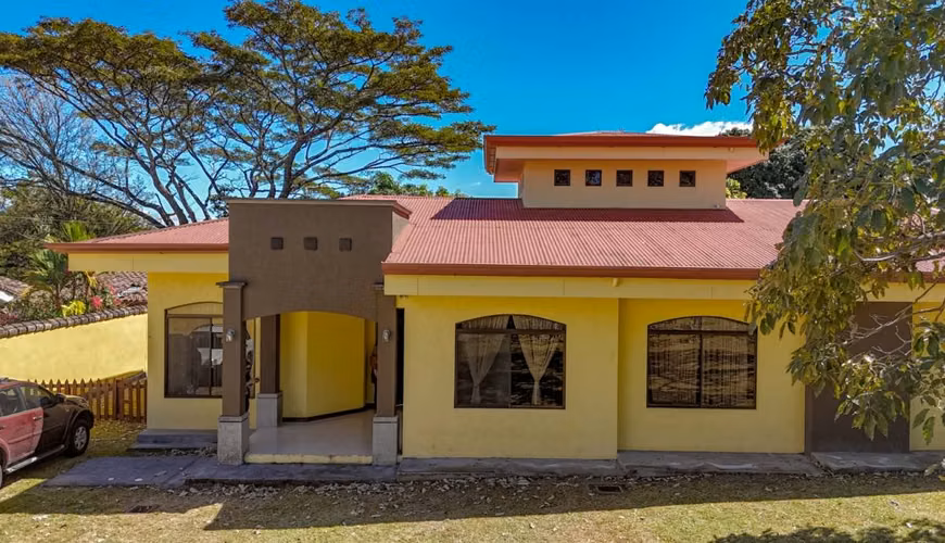 Venta de casa en Santa Ana, Piedades, San José - Imagen 2