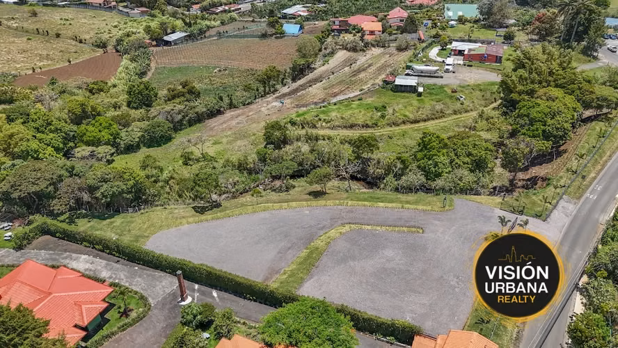 Terreno de 3928m2 en San Josecito de San Isidro de Heredia - Imagen 3