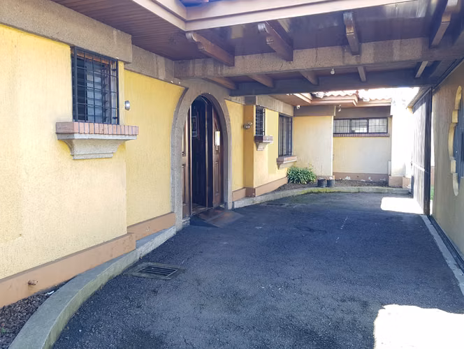 Venta de Propiedad Uso Comercial en el corazón de Heredia