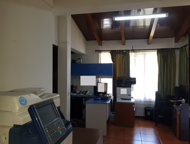 Venta de Propiedad Uso Comercial en el corazón de Heredia - Imagen 16