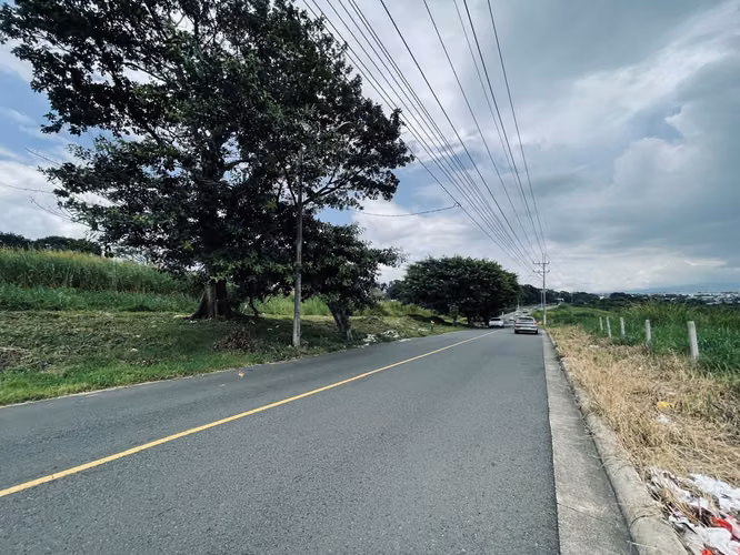 Property on Sale Residenctial and Commercial Use, Heredia downtown