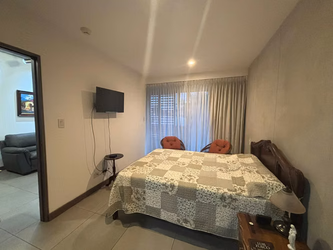 Moderno Apartamento en Escalante 101 de Dos Niveles con Balcón y Amenidades - Imagen 14