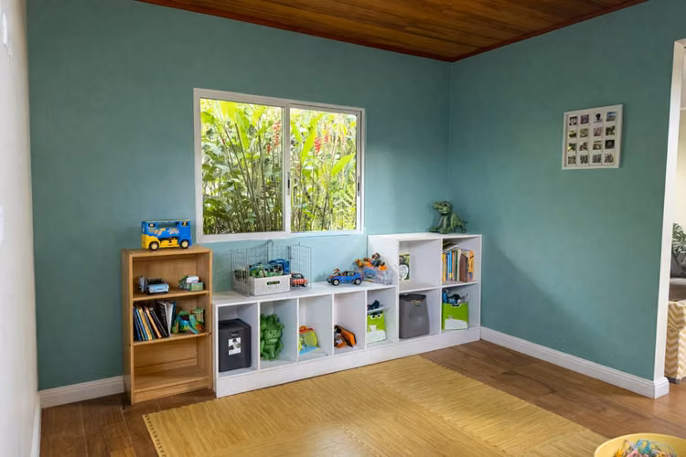 Venta de Casa con amplio terreno en San Isidro, Heredia
