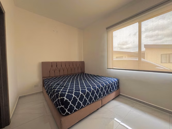 ¡Oportunidad! En Condominio Al-Andalus - Casa de Una Planta.