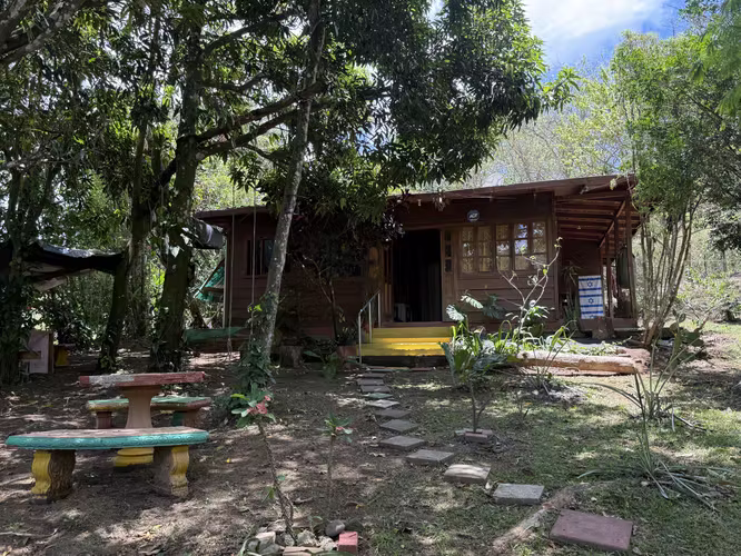 Hermosa propiedad con cabana en Rodeo - HG - Imagen 8