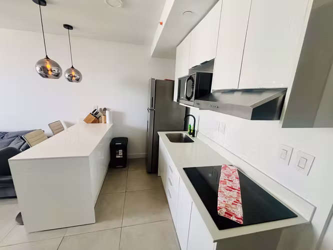 Moderno apartamento, totalmente amueblado, en condominio en Nunciatura, Rohrmoser...
