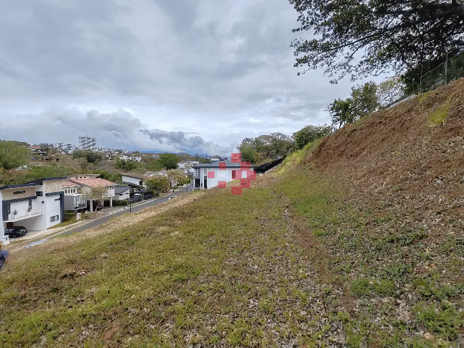Lote en venta, Heredia, Condominio Francosta.