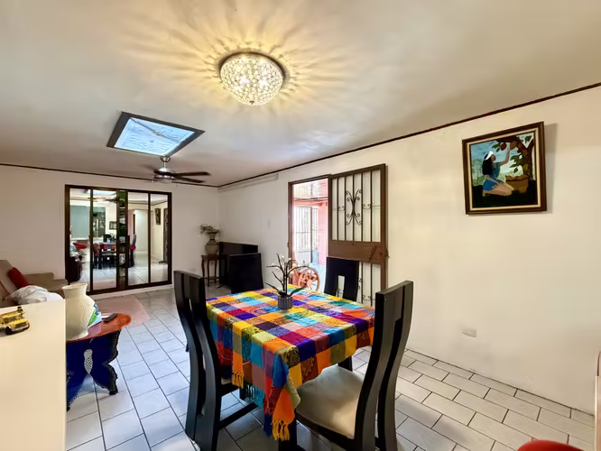 Casa de una planta en venta en Mercedes, Heredia