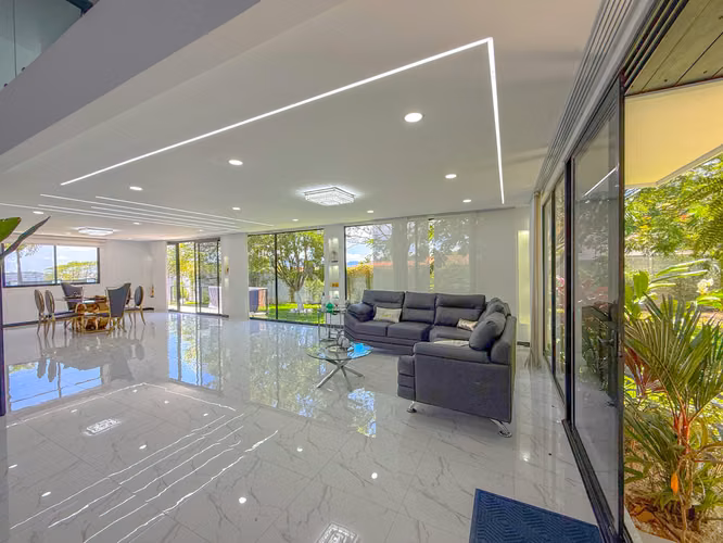 Propiedad en Venta . Complejo de Fincas, La Guácima