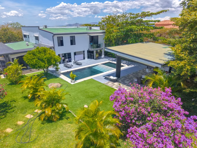 Propiedad en Venta . Complejo de Fincas, La Guácima