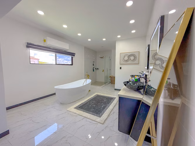 Propiedad en Venta . Complejo de Fincas, La Guácima