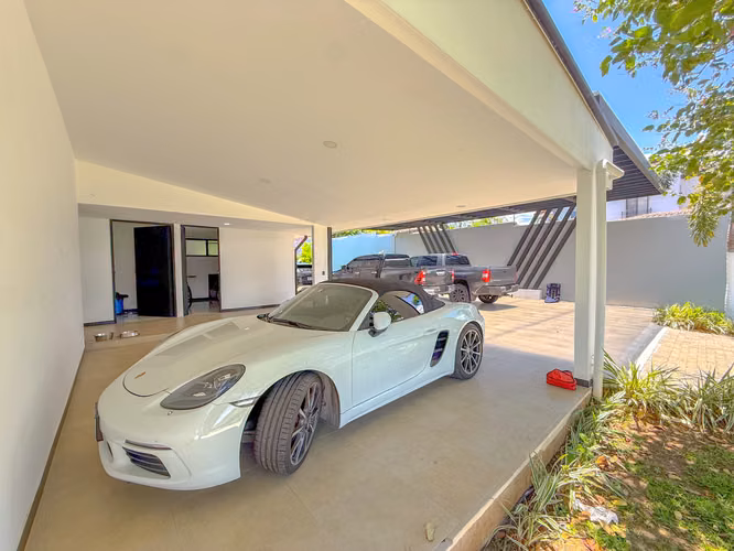 Propiedad en Venta . Complejo de Fincas, La Guácima