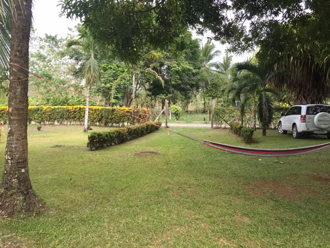  Terreno Único a 100m del Mar  Antes $1,450,000   Oferta especial: $1,300,000