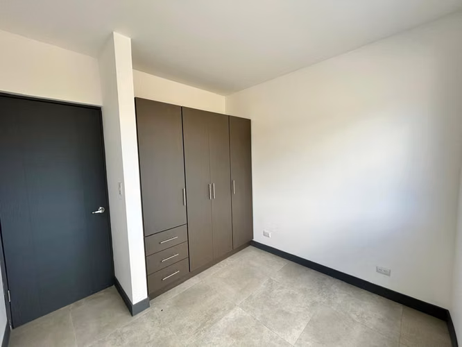 Rebajada! Nueva p' Estrenar en Venta, La Unión, Cartago
