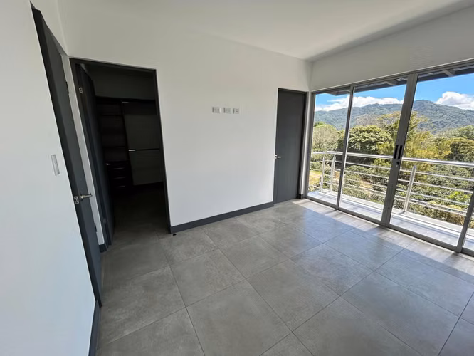 Rebajada! Nueva p' Estrenar en Venta, La Unión, Cartago