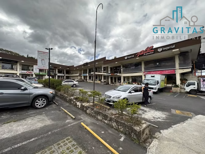 Locales en alquiler en Plaza San Rafael, Escazú ID 1391 - Imagen 11