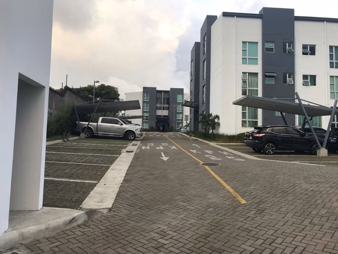 Venta de Apartamento en Condominio Vía Indus, Plaza Real Cariari, Heredia - Imagen 10