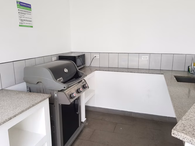 Venta de Apartamento en Condominio Vía Indus, Plaza Real Cariari, Heredia - Imagen 17