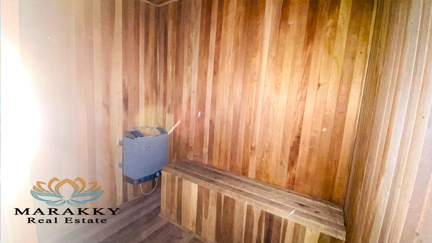 Venta de Propiedad de 1 Hectárea, con Casa grande, Amenidades, Bello Horizonte-Escazú