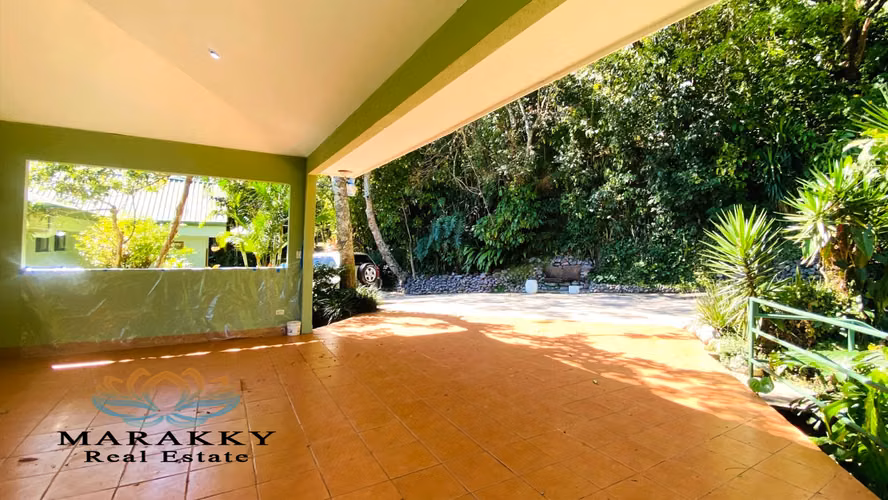 Venta de Propiedad de 1 Hectárea, con Casa grande, Amenidades, Bello Horizonte-Escazú