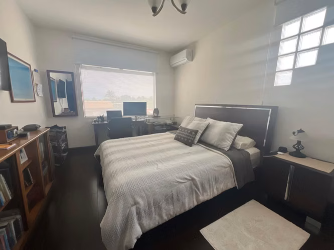 Venta Casa Amplia en Residencial - Curridabat ID 5988