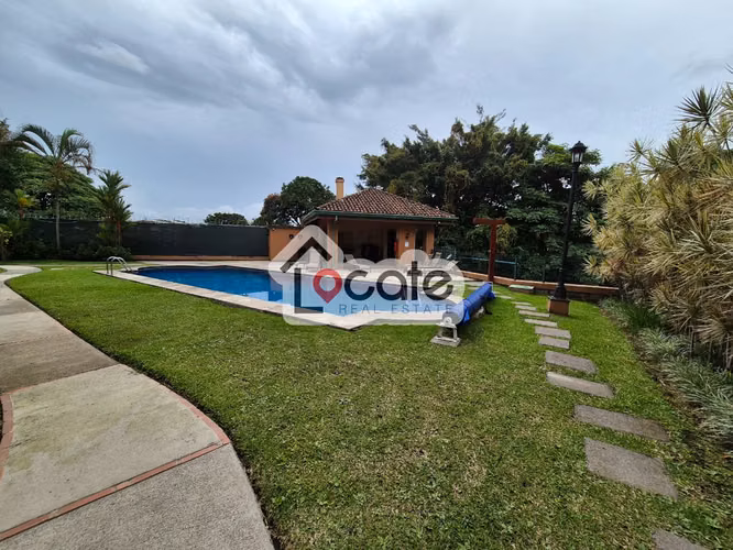 Alquiler de Apartamento, Condominio Lomas, San Rafael