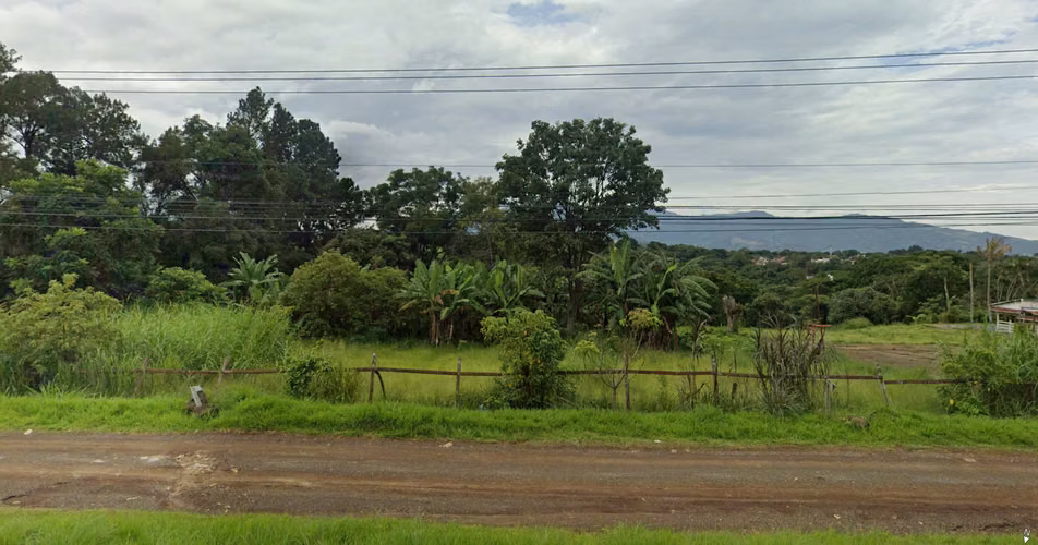 Terreno Industrial 10,492 m² cerca del Aeropuerto – Alto frente y acceso a rutas principales