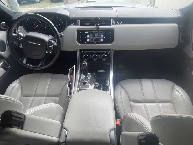 RANGE ROVER SPORT SE