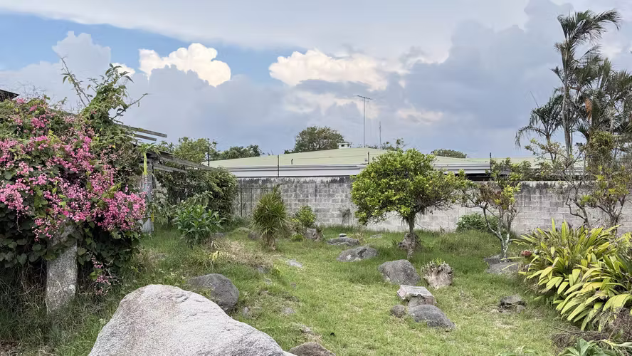 685 m² Lot for Sale in El Carmen, Cartago | Mixed-Use Residential Zoning