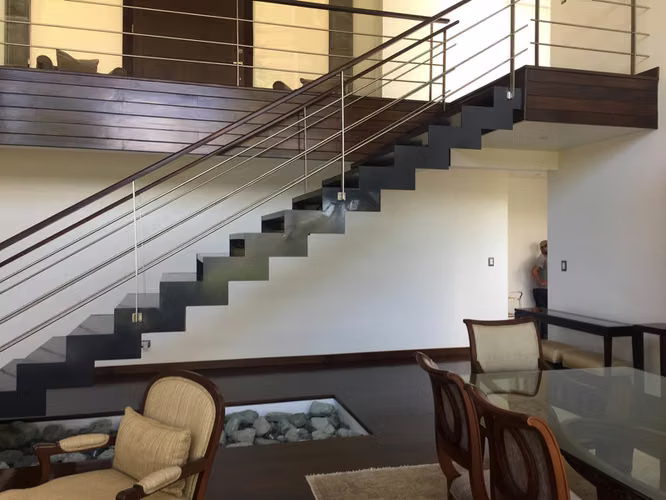 Venta en Santa Ana: Casa de 4 habitaciones con jardín y espectacular vista ID02250 - Imagen 4