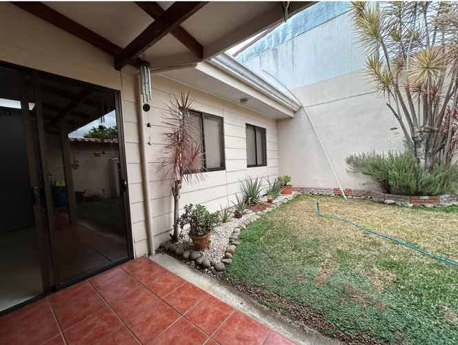 Venta Casa Independiente en San Francisco de Dos Ríos | Amplia y Excelente Ubicación - Imagen 18