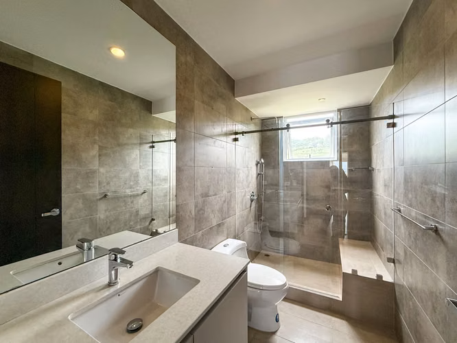 VENTA Y ALQUILER  DE APARTAMENTO PENTHOUSE EN CONDOMINIO DUKANA ESCAZU - Imagen 13