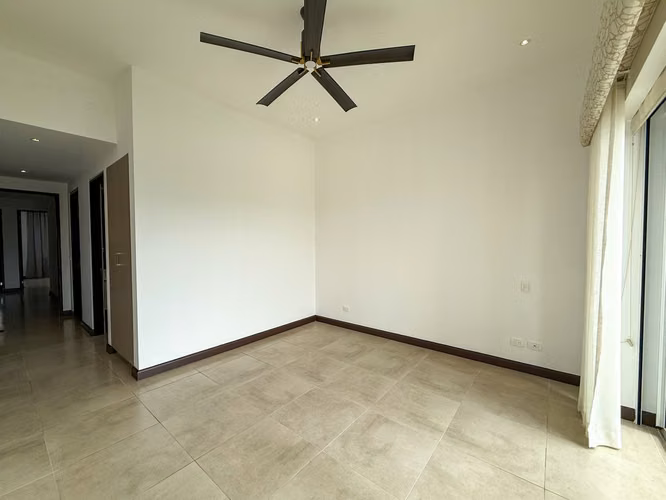 VENTA Y ALQUILER  DE APARTAMENTO PENTHOUSE EN CONDOMINIO DUKANA ESCAZU - Imagen 9