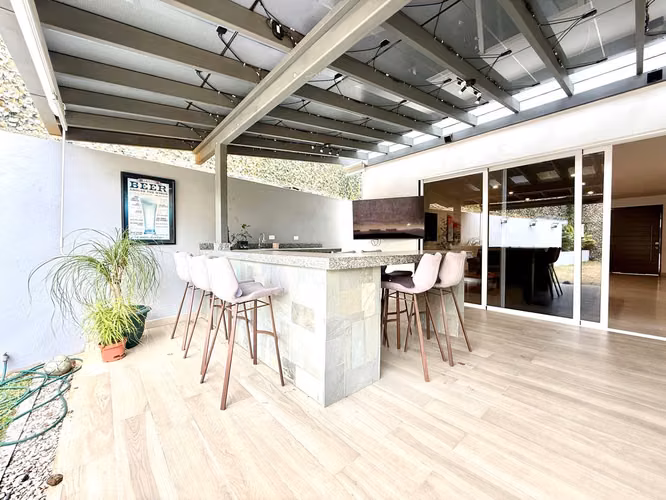 VENTA DE CASA EN CONDOMINIO VILLAMONT