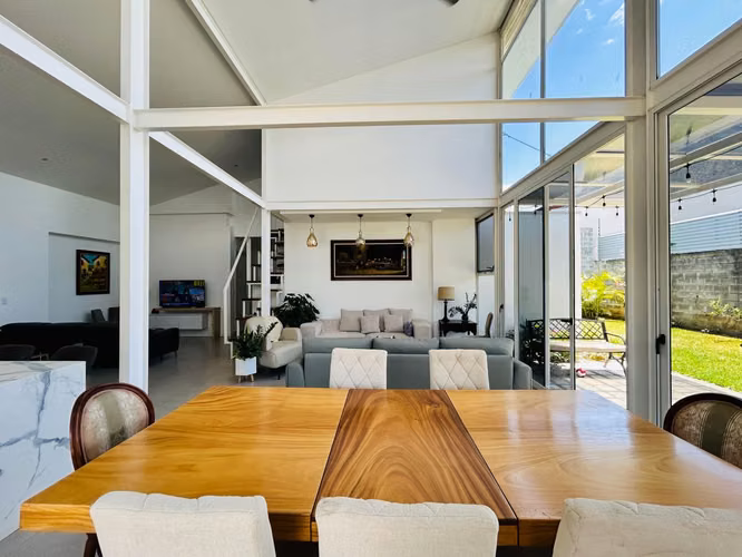 VENTA DE PROPIEDAD CON UNA CASA Y DOS APARTAMENTOS EN LINDORA - Imagen 4