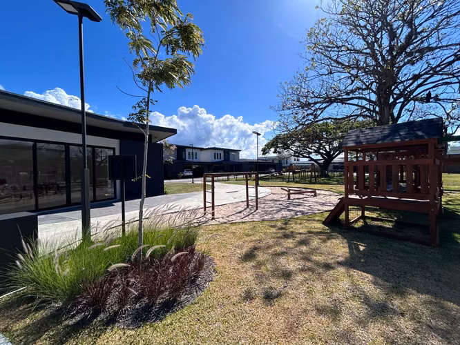VENTA DE LOTE EN LATITUD LINDORA