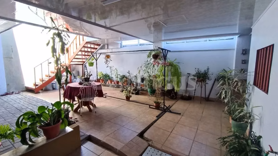 Propiedad con 2 apartamentos y parqueo en Calle Fallas, Desamparados -EU - Imagen 19