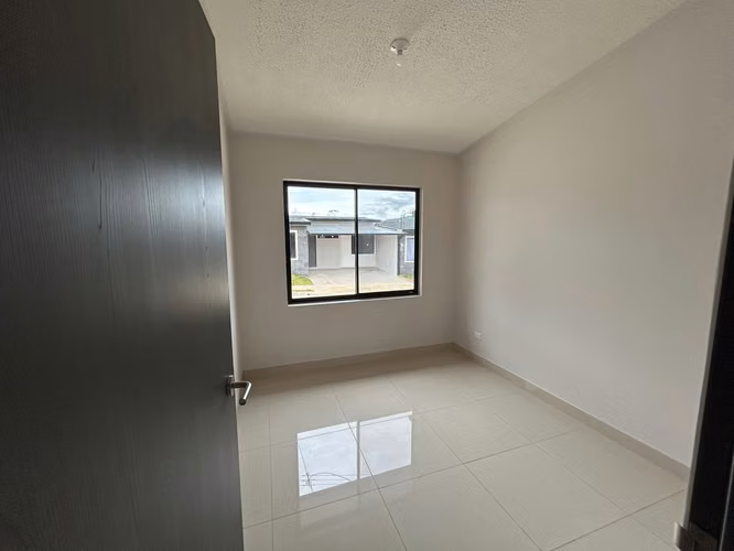 Alquiler de casa en Condominio Robles de Lindora, pozos Santa Ana - Imagen 6