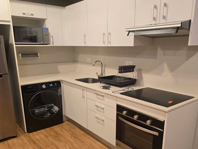 ALQUILER DE APARTAMENTO CON LINEA BLANCA EN URBN ESCALANTE - Imagen 17