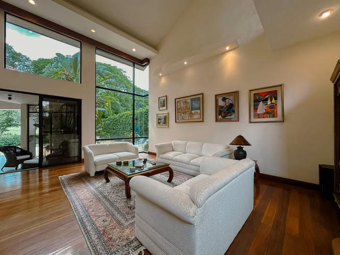VENTA DE CASA EN VALLE DEL SOL CON VISTA AL GOLF