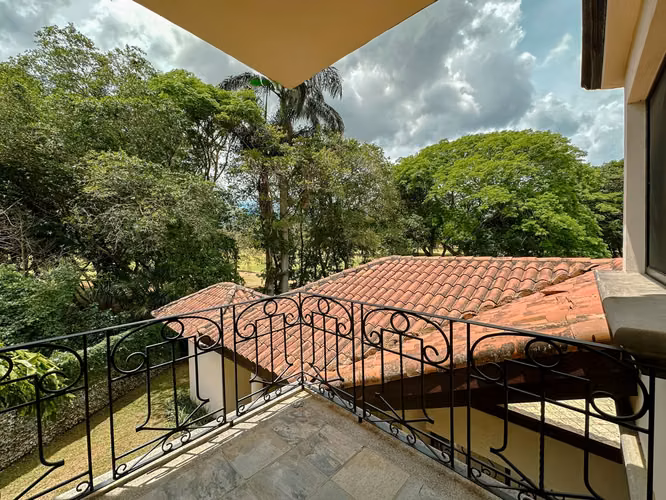 VENTA DE CASA EN VALLE DEL SOL CON VISTA AL GOLF