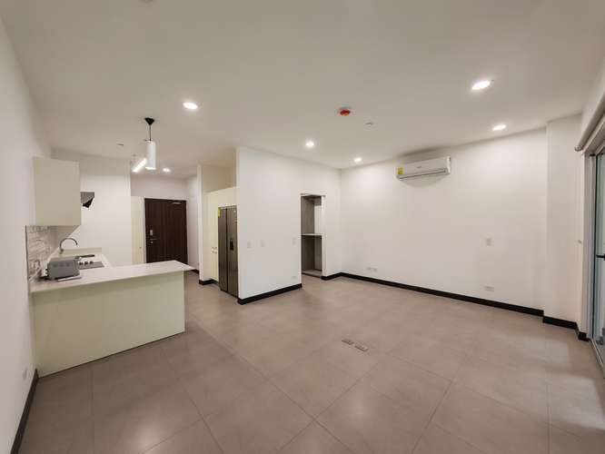 ALQUILER DE APARTAMENTO TIPO ESTUDIO CON LÍNEA BLANCA, URBAN FLATS, SANTA ANA - Imagen 5