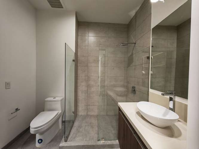 ALQUILER DE APARTAMENTO TIPO ESTUDIO CON LÍNEA BLANCA, URBAN FLATS, SANTA ANA - Imagen 11